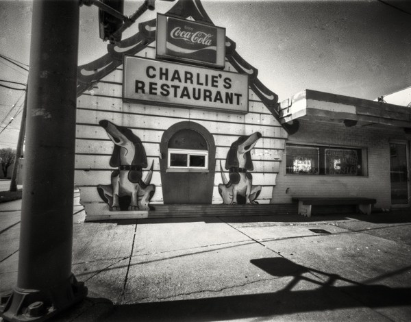 charlies restauranta