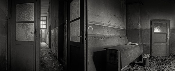 abandonedbuilding, dresden (doors)a